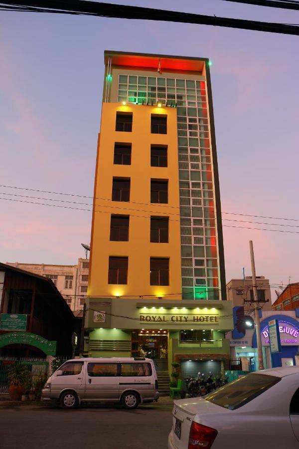 Royal City Hotel Mandalay Exterior foto